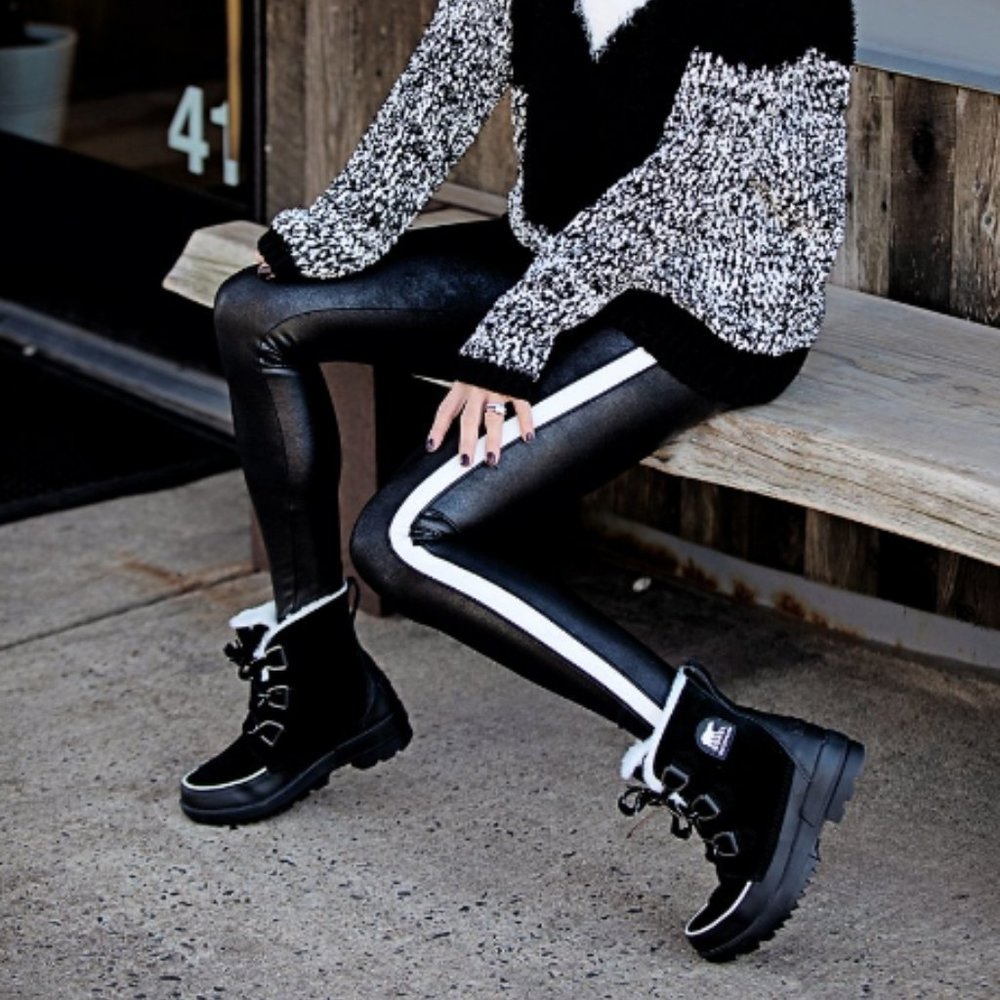 Worn Once! Sorel Tivoli III Waterproof Boot